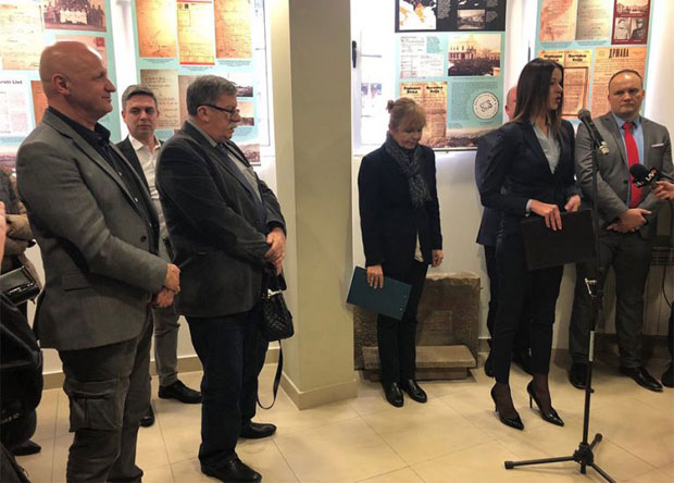 ИСТОРИЈА СРПСКЕ ПРЕД ПУБЛИКОМ: Поставка у Историјском архиву Ужица